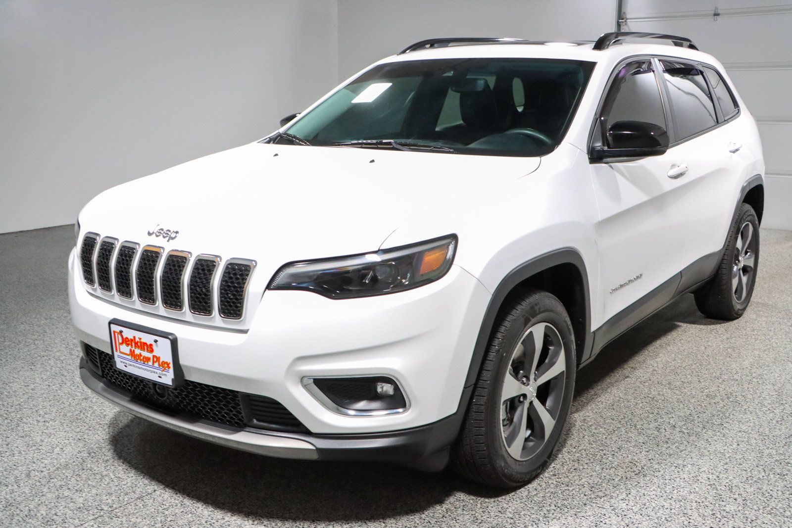 Used 2022 Jeep Cherokee Limited AWD/4WD image 31