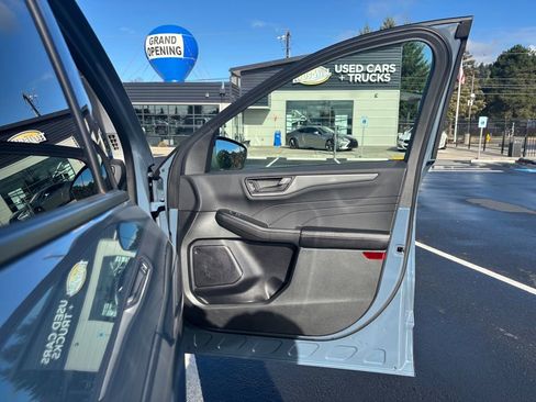 Used 2023 Ford Escape Active image 26