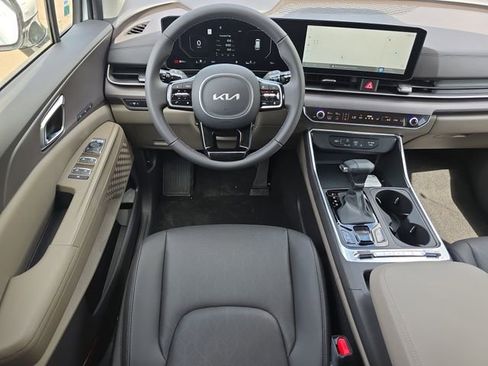 New 2026 Kia Carnival SX FWD image 8
