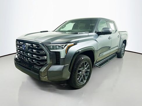Used 2023 Toyota Tundra Platinum image 3