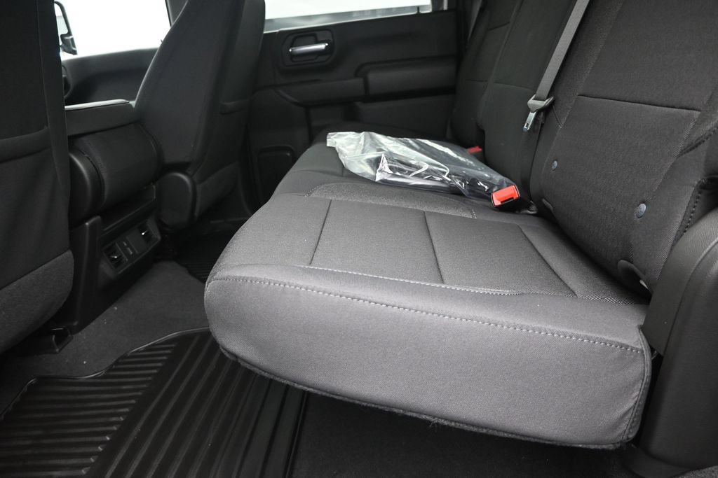 New 2026 Chevrolet Silverado 2500 Custom w/ Custom Value Package AWD/4WD image 16