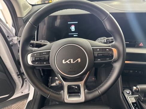 Certified 2023 Kia Sportage EX image 25