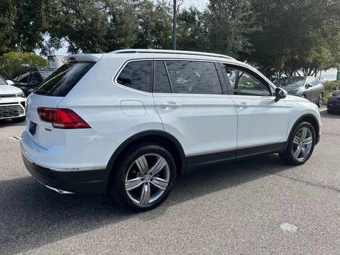 Certified 2019 Volkswagen Tiguan SEL Premium image 8