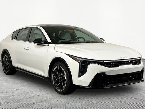 New 2026 Kia K4 GT-Line image 3