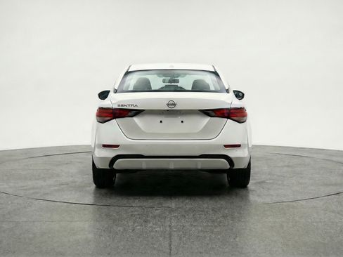 Used 2025 Nissan Sentra S image 7