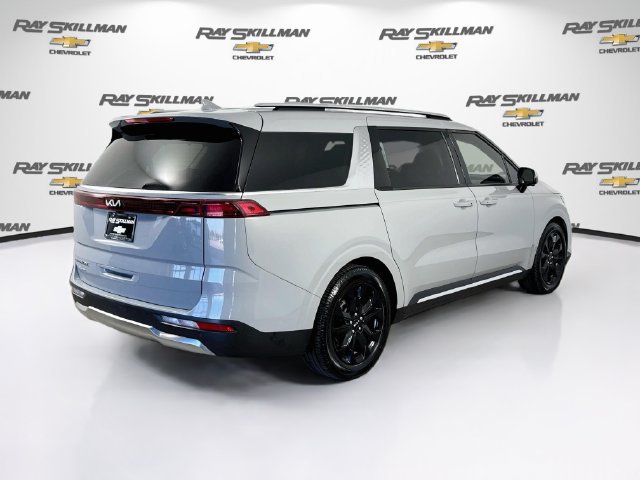 Used 2022 Kia Carnival SX FWD image 7