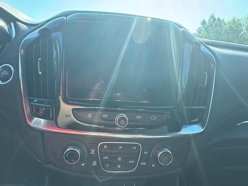 Used 2023 Chevrolet Traverse LT w/ LPO, Floor Liner Package AWD/4WD image 11