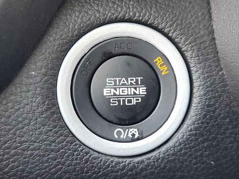Used 2023 RAM 1500 Big Horn AWD/4WD image 23