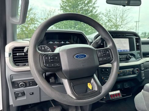 Used 2021 Ford F150 XLT w/ Trailer Tow Package AWD/4WD image 11