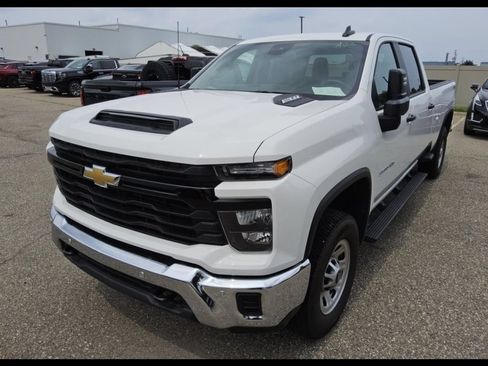 Used 2025 Chevrolet Silverado 3500 W/T AWD/4WD image 1