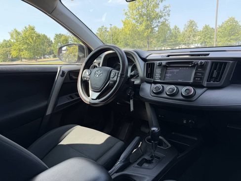 Used 2017 Toyota RAV4 LE w/ Carpet Mat Package FWD image 19