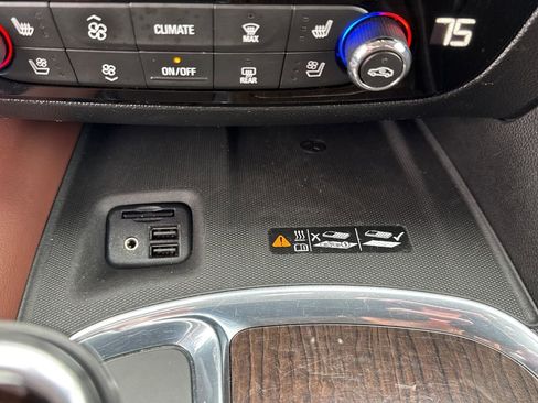 Certified 2020 Buick Enclave Avenir w/ Avenir Technology Package image 33