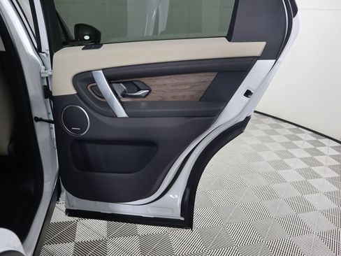 Certified 2025 Land Rover Discovery Sport S AWD/4WD image 28