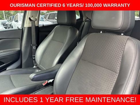 Used 2022 Buick Encore Preferred w/ Safety Package AWD/4WD image 17