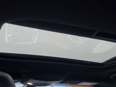 Used 2018 Lincoln MKZ Reserve w/ Climate Package FWD image 24