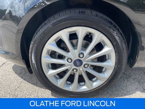 Used 2014 Ford Fiesta SE w/ Equipment Group 201A FWD image 28