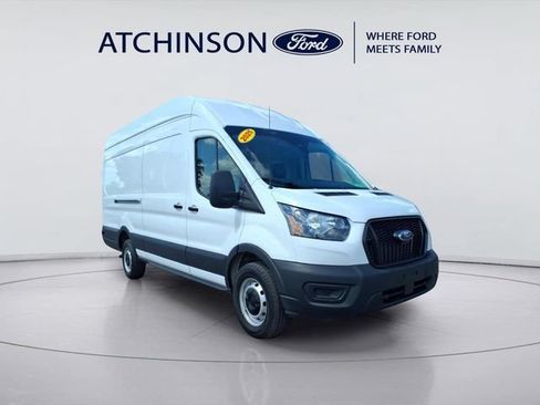 Used 2025 Ford Transit 250 148 High Roof Extended RWD image 3
