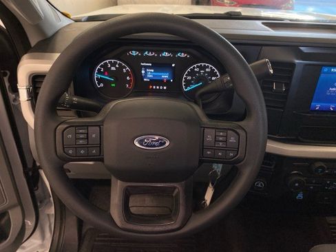New 2026 Ford F250 XL w/ XL Chrome Package image 12