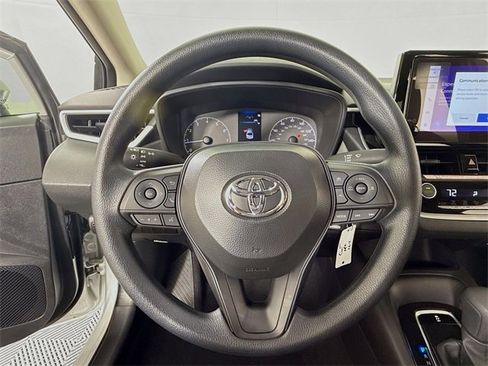 Certified 2025 Toyota Corolla LE image 11