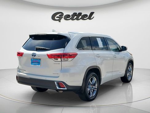 Used 2019 Toyota Highlander Limited Platinum AWD/4WD image 5