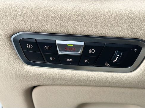 Used 2020 BMW X5 sDrive40i w/ Premium Package RWD image 36
