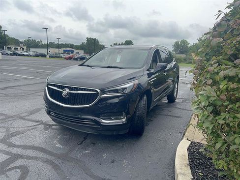Used 2019 Buick Enclave Premium AWD/4WD image 3