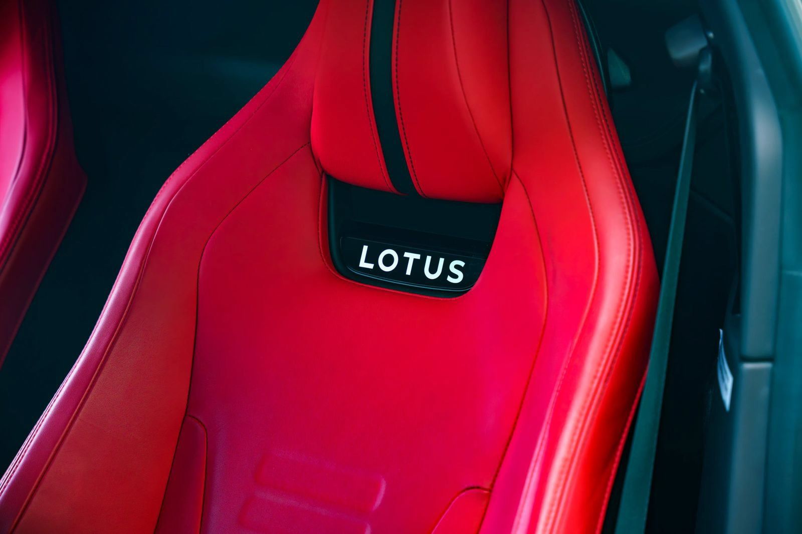 Used 2024 Lotus Emira First Edition RWD image 91