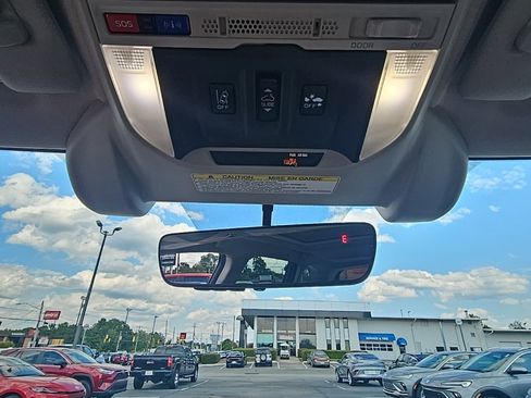 Used 2020 Subaru Forester Limited image 25