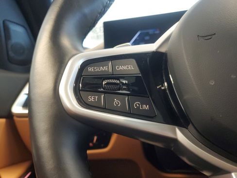 Used 2025 BMW 330i xDrive Sedan w/ M Sport Package image 26