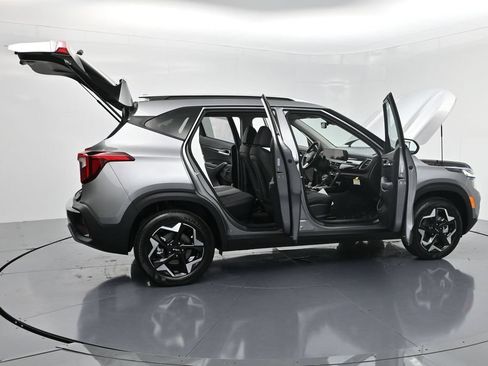 Used 2026 Kia Seltos S AWD/4WD image 28