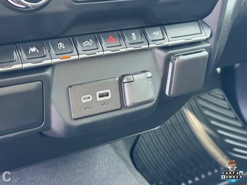 Certified 2023 Chevrolet Silverado 1500 Custom RWD image 23