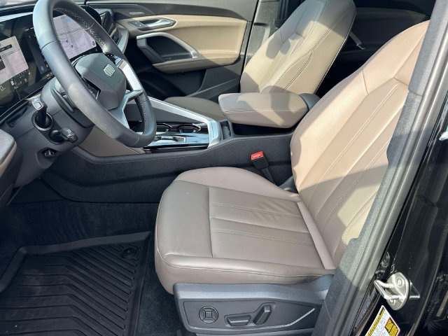 Certified 2026 Audi Q5 Premium Plus w/ Premium Plus AWD/4WD image 21