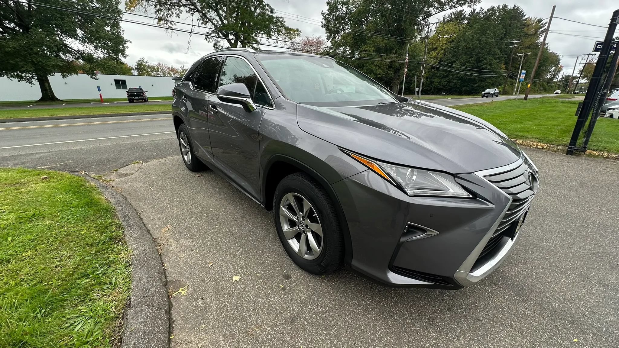 Used 2018 Lexus RX 350 AWD w/ Premium Package image 3