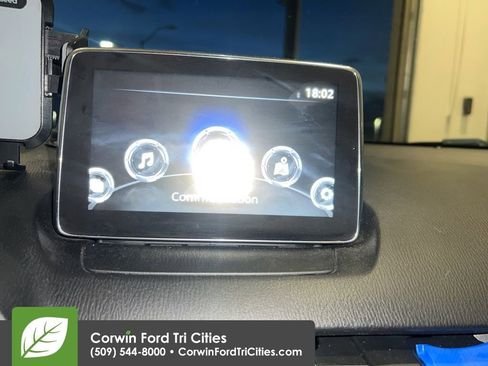 Used 2018 Toyota Yaris iA image 12