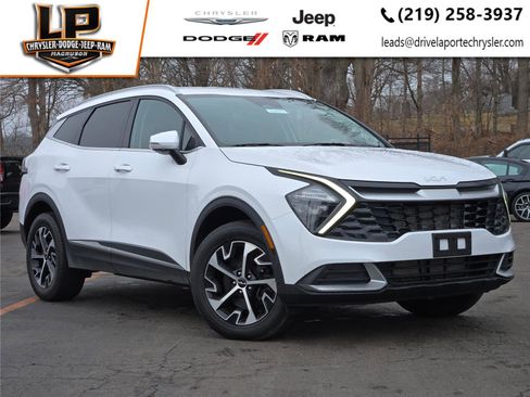 Used 2023 Kia Sportage EX image 1