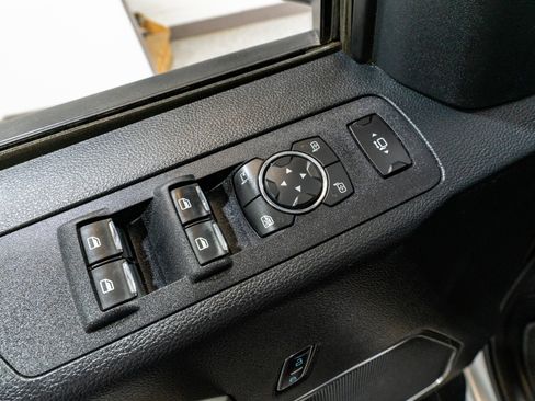 Used 2019 Ford F250 Lariat image 14