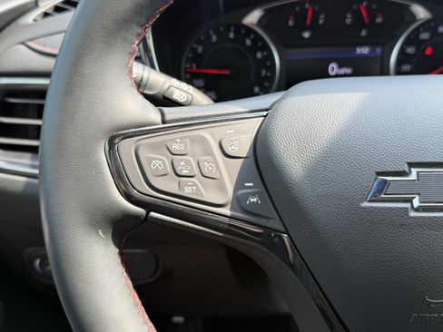 Used 2024 Chevrolet Equinox RS w/ RS Leather Package FWD image 17