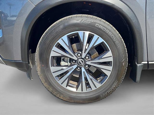 Used 2023 Nissan Rogue SV FWD image 29