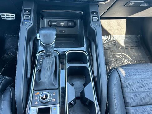 Used 2021 Kia Telluride SX w/ SX Prestige Package image 27