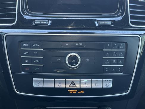 Used 2017 Mercedes-Benz GLS 450 4MATIC image 6