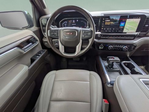 Used 2022 GMC Sierra 1500 SLT w/ SLT Convenience Package AWD/4WD image 14
