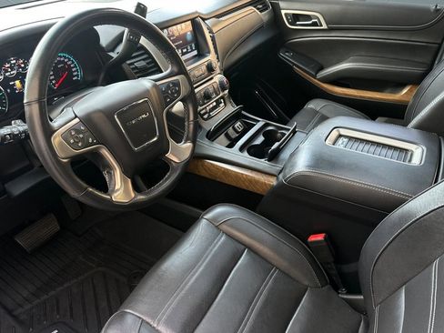 Used 2019 GMC Yukon Denali w/ Denali Ultimate Package image 4