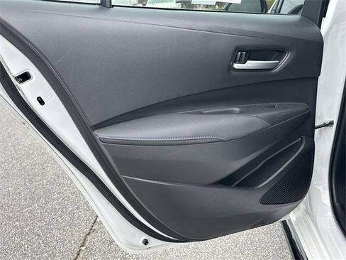 Used 2022 Toyota Corolla SE image 22