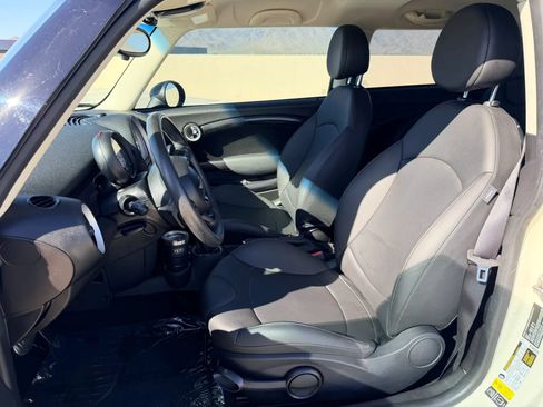 Used 2013 MINI Cooper S FWD image 9