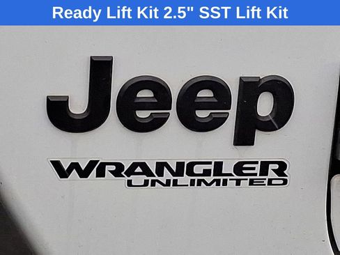 Used 2021 Jeep Wrangler Unlimited Willys image 29