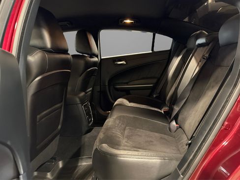 Used 2019 Dodge Charger Scat Pack w/ Plus Group RWD image 38