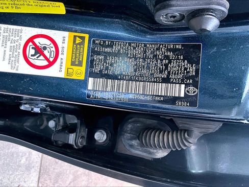 Used 2016 Toyota Camry LE FWD image 34