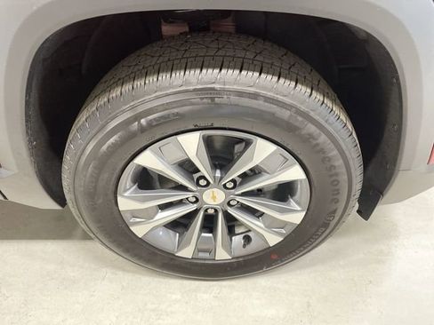 New 2026 Chevrolet Equinox LT w/ Convenience Package II image 14