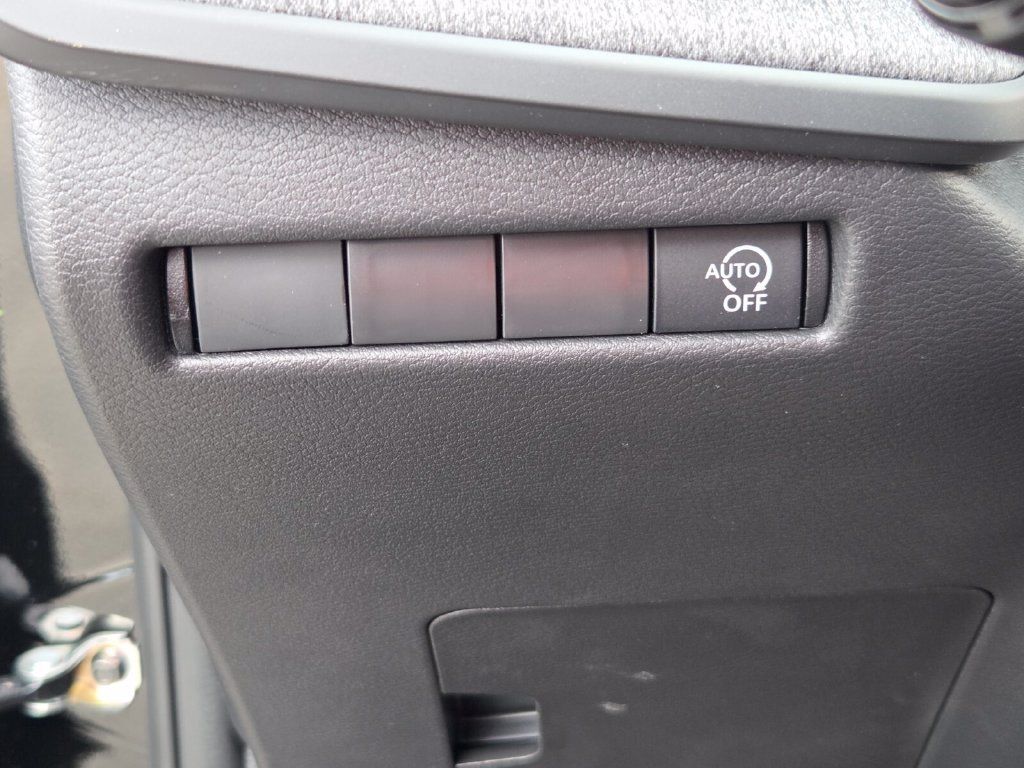 New 2027 Nissan Kicks S FWD image 28