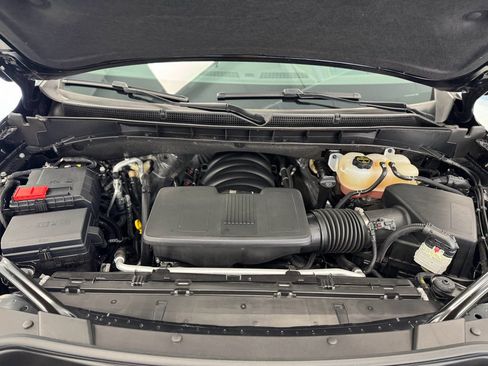 Used 2025 GMC Yukon XL Denali image 30